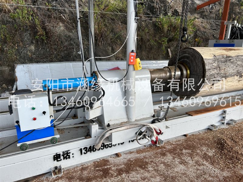 重型數控六刀圓木車(chē)床